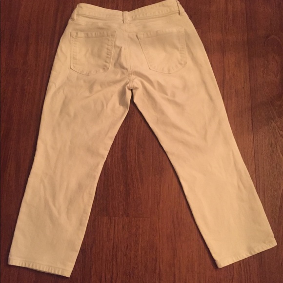 White Jeans - Picture 3 of 4